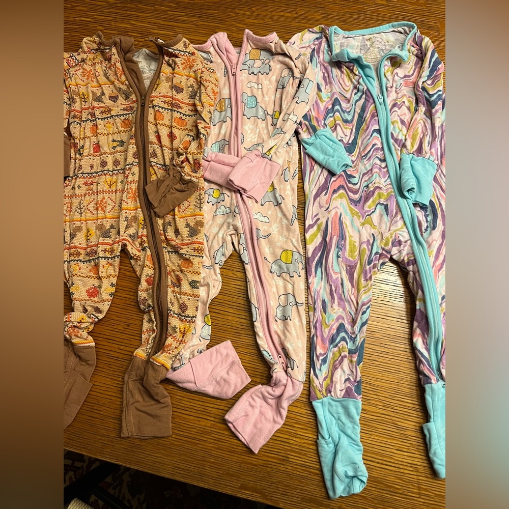 EUC Little Sleepies Zippies bundle 6-12 months